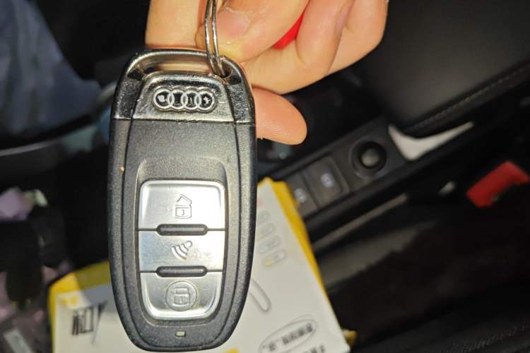 Used Audi Q3 2019 35 TFSI Advanced Dynamic Edition Vehicle Key
