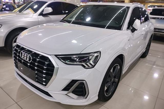 Used Audi Q3 2019 40 TFSI Fashion Dynamic Model