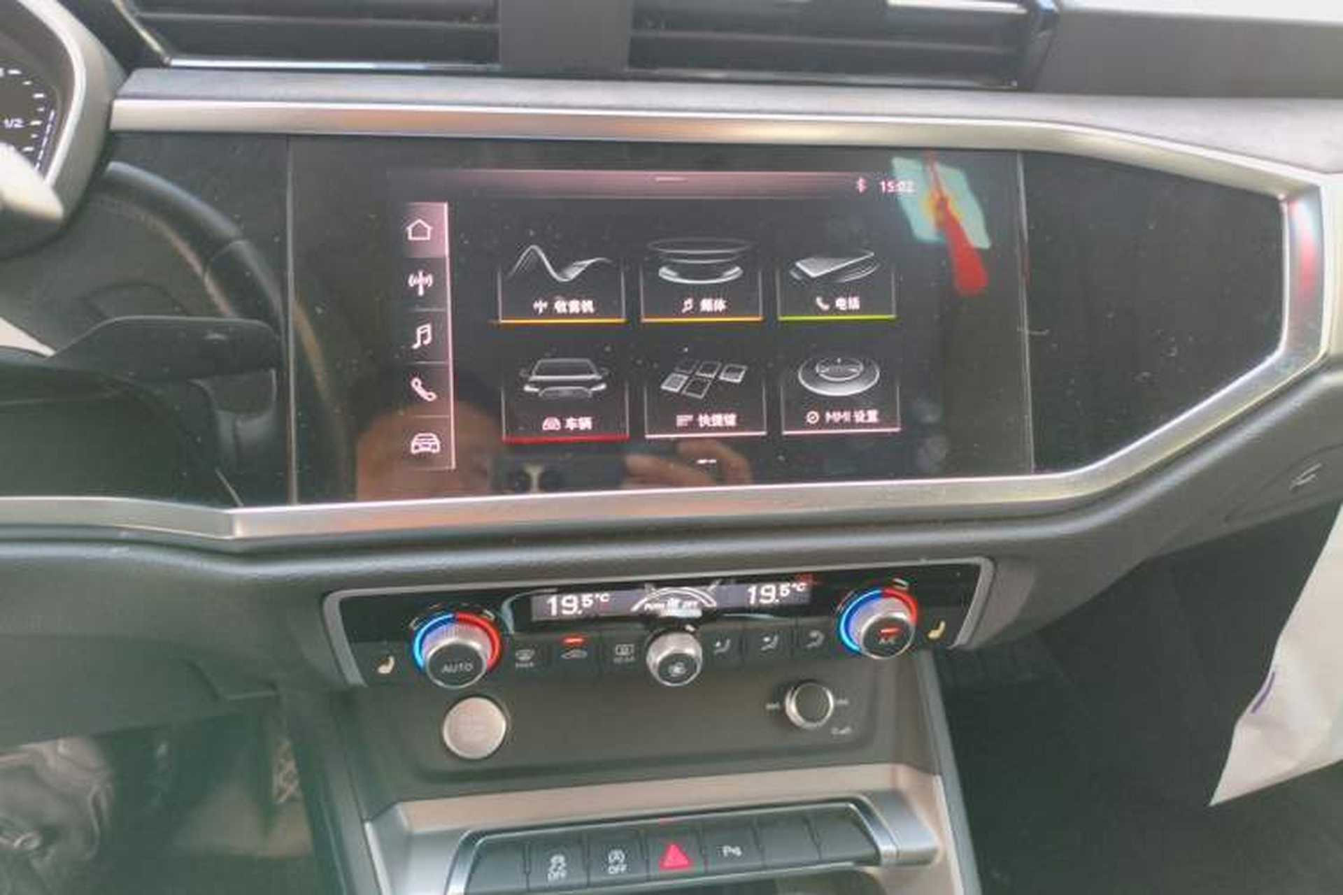 Used Audi Q3 2019 40 TFSI Fashion Dynamic Model Audio And AC Panel