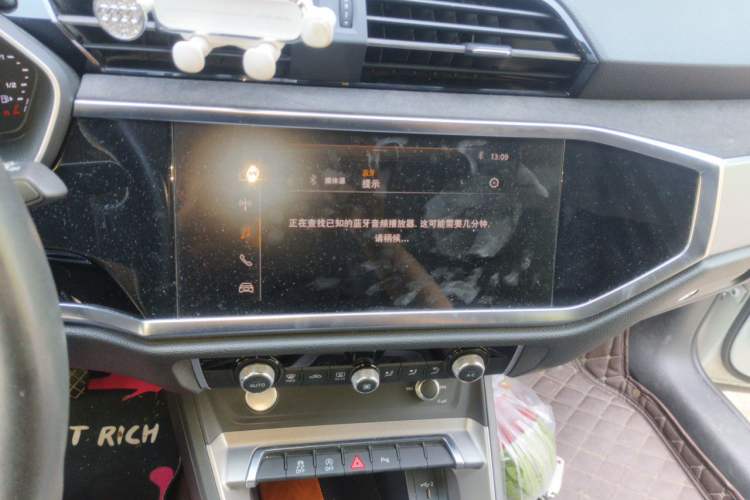 Used Audi Q3 2019 40 TFSI Fashion Dynamic Model Audio And AC Panel