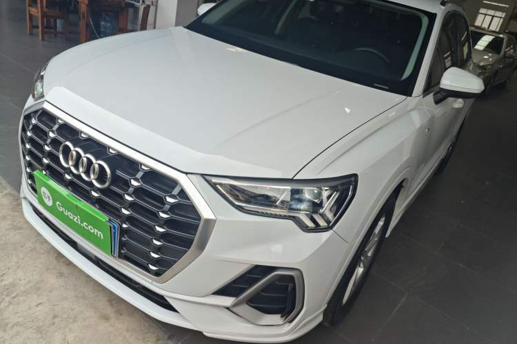 Used Audi Q3 2019 35 TFSI Advanced Dynamic Edition Guazi used car, China used car export, Used car for sale, Used cars, Cheapest cars for sale