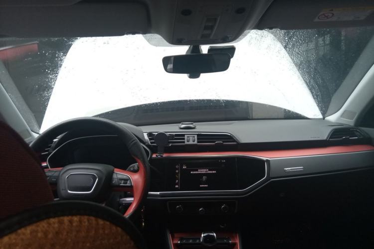 Used Audi Q3 2019 35 TFSI Fashion Dynamic Model Center Console
