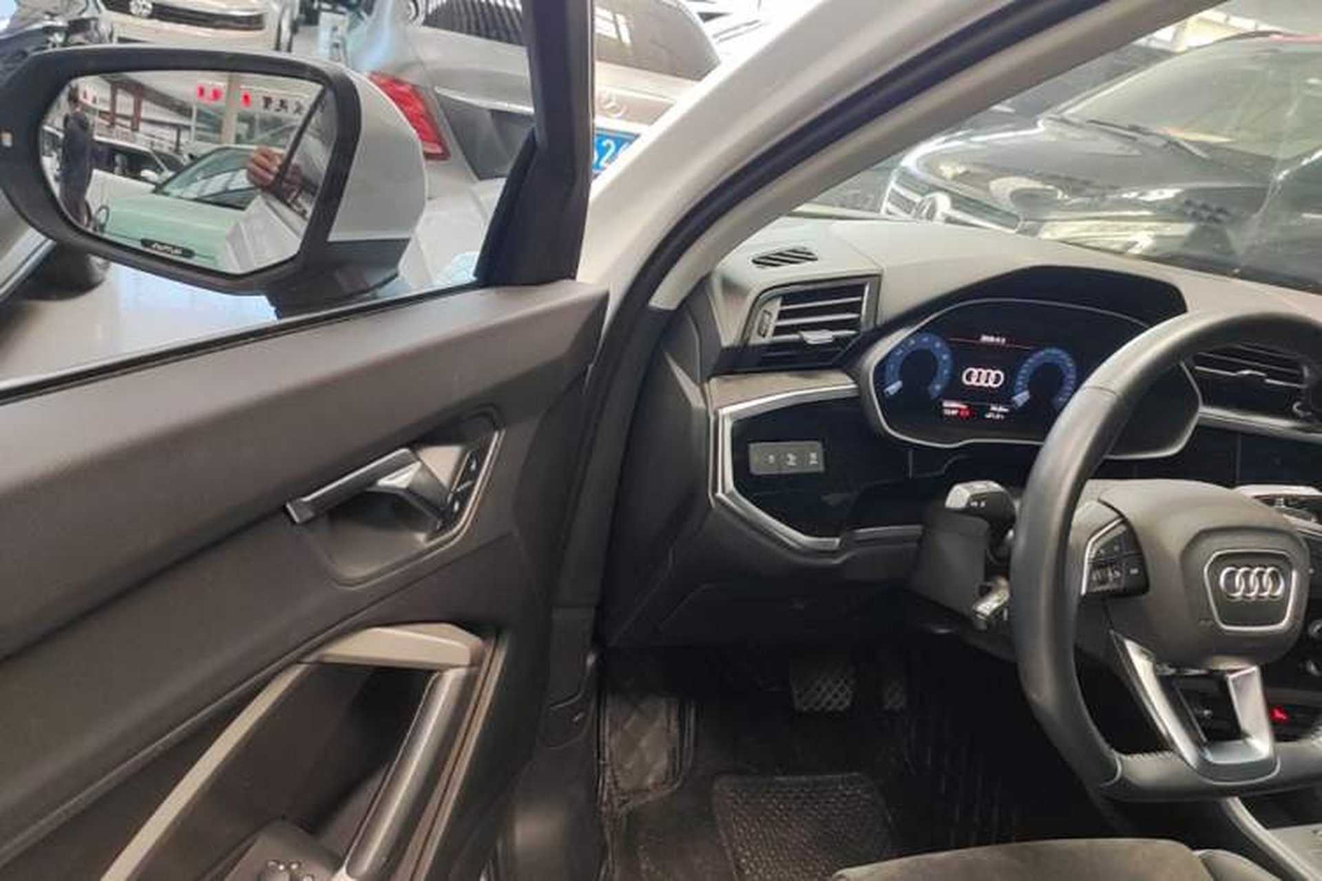 Used Audi Q3 2019 35 TFSI Fashion Dynamic Model Driver Seat