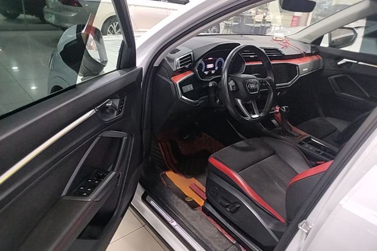 Used Audi Q3 2019 40 TFSI Fashion Dynamic Model Driver Seat