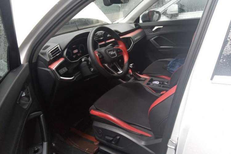 Used Audi Q3 2019 35 TFSI Fashion Dynamic Model Driver Seat