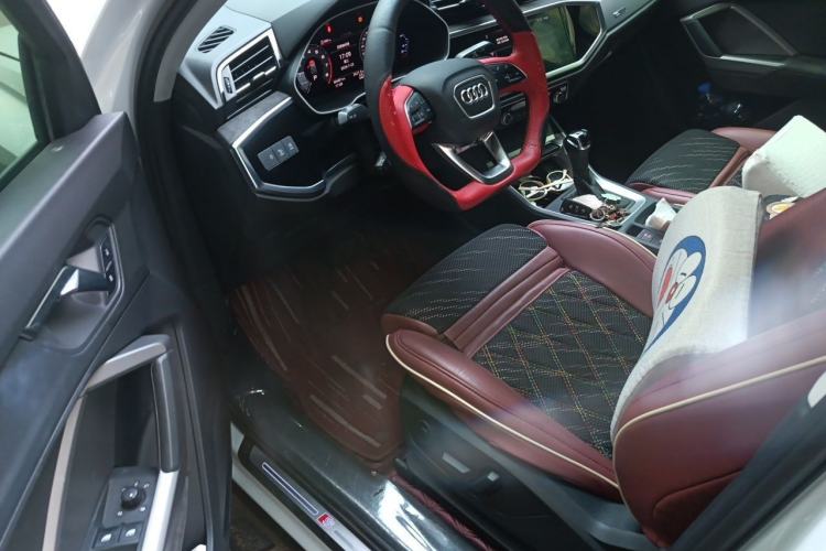 Used Audi Q3 2019 35 TFSI Fashion Dynamic Model Driver Seat