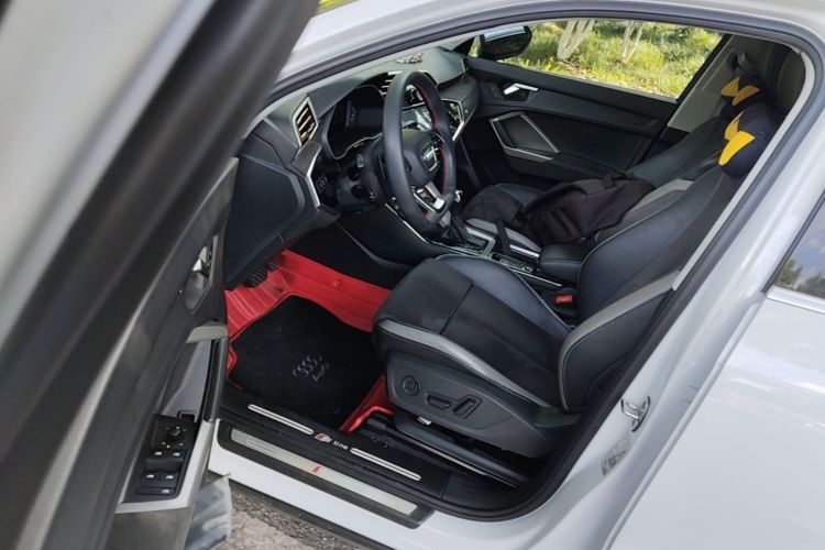 Used Audi Q3 2019 35 TFSI Fashion Dynamic Model Driver Seat