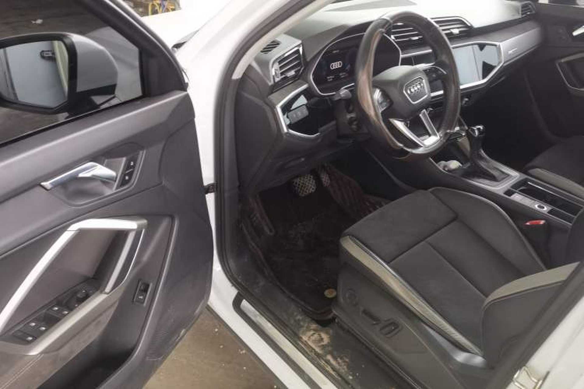 Used Audi Q3 2019 35 TFSI Advanced Dynamic Edition Driver Seat