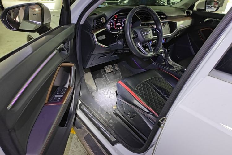 Used Audi Q3 2019 40 TFSI Fashionable and Elegant Model Driver Seat