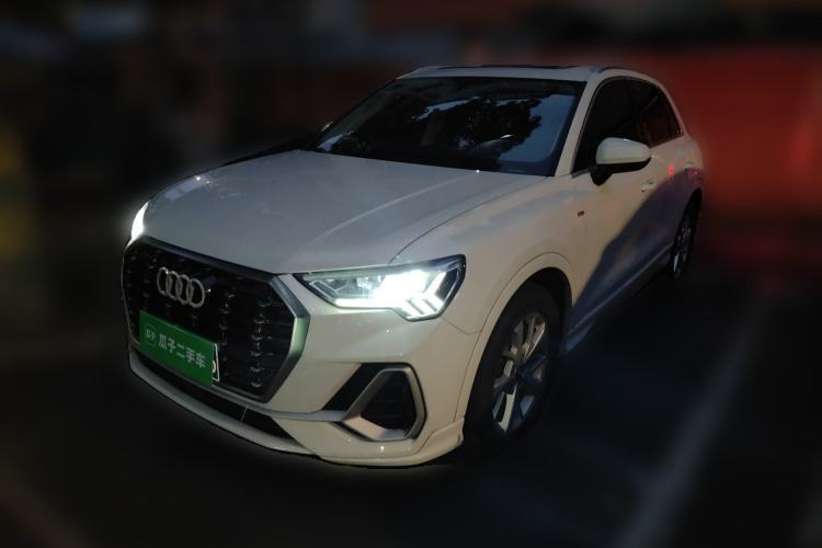 Used Audi Q3 2019 35 TFSI Advanced Dynamic Edition Guazi used car, China used car export, Used car for sale, Used cars, Cheapest cars for sale