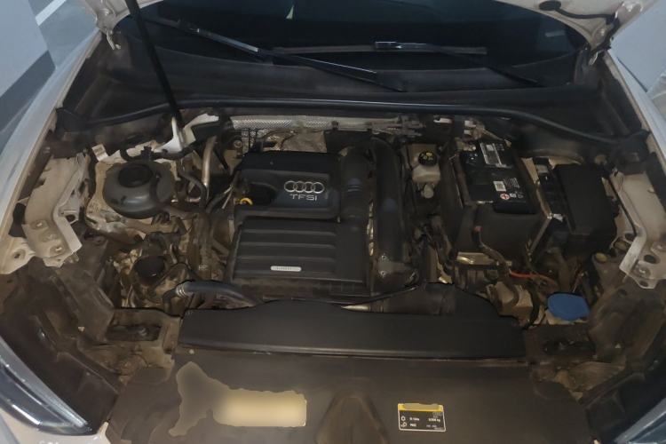 Used Audi Q3 2019 35 TFSI Fashion Dynamic Model Engine Bay
