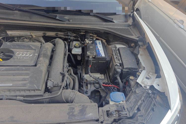 Used Audi Q3 2019 35 TFSI Advanced Dynamic Edition Engine Bay Left