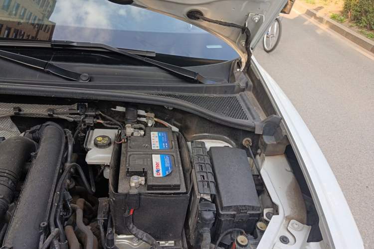 Used Audi Q3 2019 35 TFSI Advanced Dynamic Edition Engine Bay Left