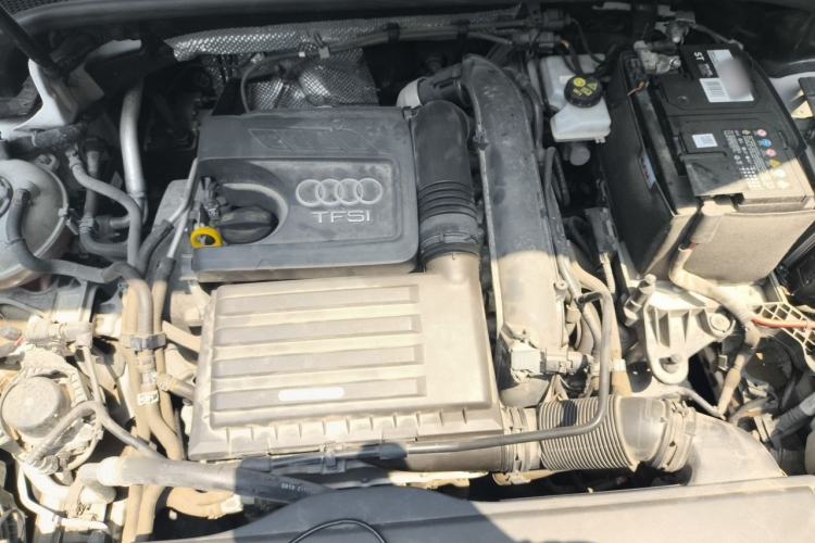 Used Audi Q3 2019 35 TFSI Fashion Dynamic Model Engine Bay