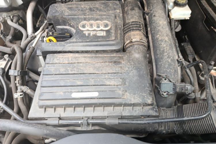 Used Audi Q3 2019 35 TFSI Fashion Dynamic Model Engine Bay
