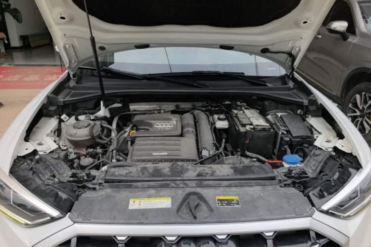Used Audi Q3 2019 35 TFSI Advanced Dynamic Edition Engine Bay