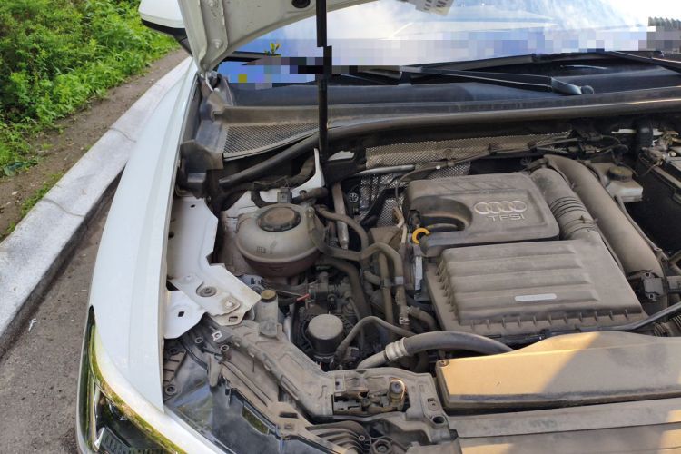 Used Audi Q3 2019 35 TFSI Advanced Style Edition Engine Bay Right