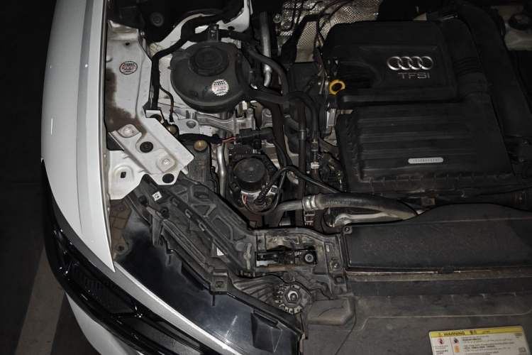 Used Audi Q3 2019 35 TFSI Advanced Dynamic Edition Engine Bay Right