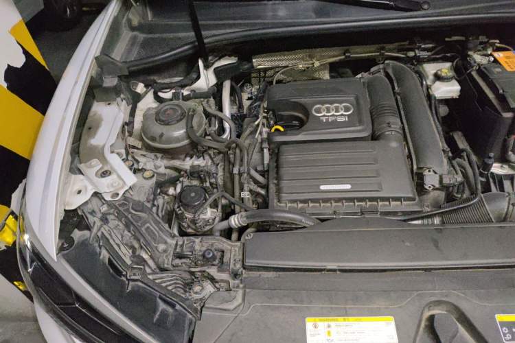 Used Audi Q3 2019 35 TFSI Fashionable and Elegant Model Engine Bay Right