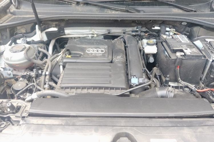 Used Audi Q3 2019 35 TFSI Fashion Dynamic Model Engine Bay