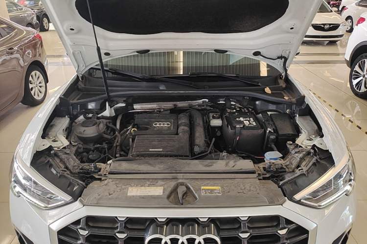 Used Audi Q3 2019 35 TFSI Advanced Dynamic Edition Engine Bay