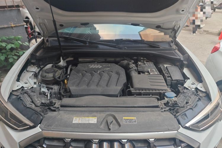 Used Audi Q3 2019 40 TFSI Fashion Dynamic Model Engine Bay