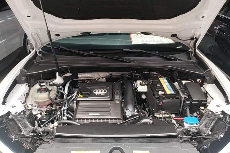 Used Audi Q3 2019 35 TFSI Advanced Dynamic Edition Engine Bay