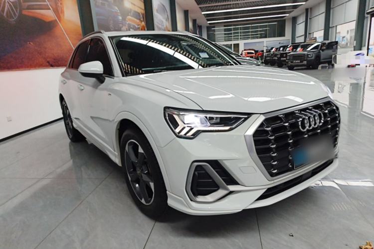 Used Audi Q3 2019 35 TFSI Fashion Dynamic Model Exterior 1