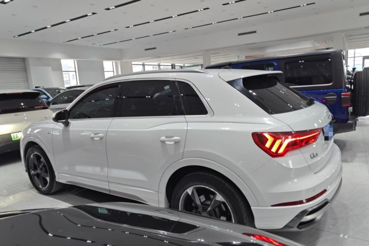Used Audi Q3 2019 35 TFSI Fashion Dynamic Model Exterior 3