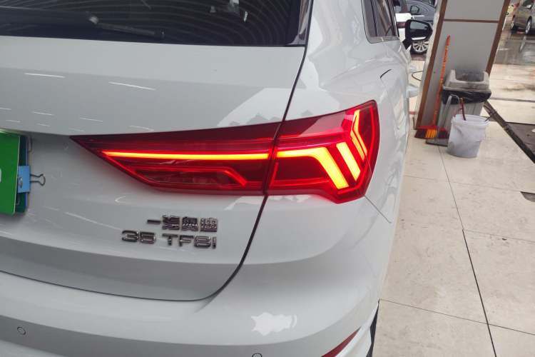 Used Audi Q3 2019 35 TFSI Advanced Dynamic Edition Exterior 3
