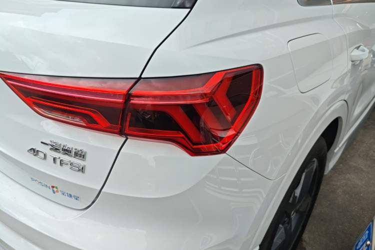 Used Audi Q3 2019 40 TFSI Fashion Dynamic Model Exterior 3