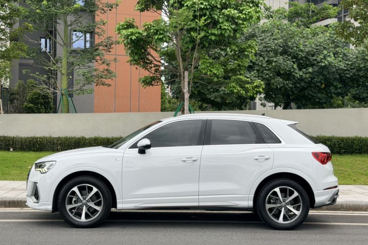 Used Audi Q3 2019 35 TFSI Advanced Dynamic Edition Exterior 4