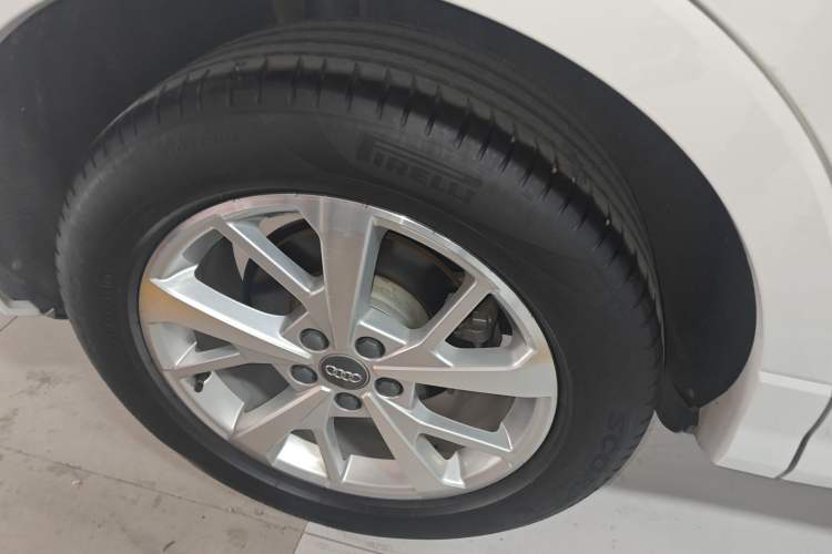 Used Audi Q3 2019 35 TFSI Advanced Dynamic Edition Exterior 5