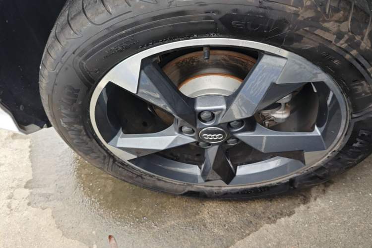 Used Audi Q3 2019 40 TFSI Fashion Dynamic Model Exterior 5