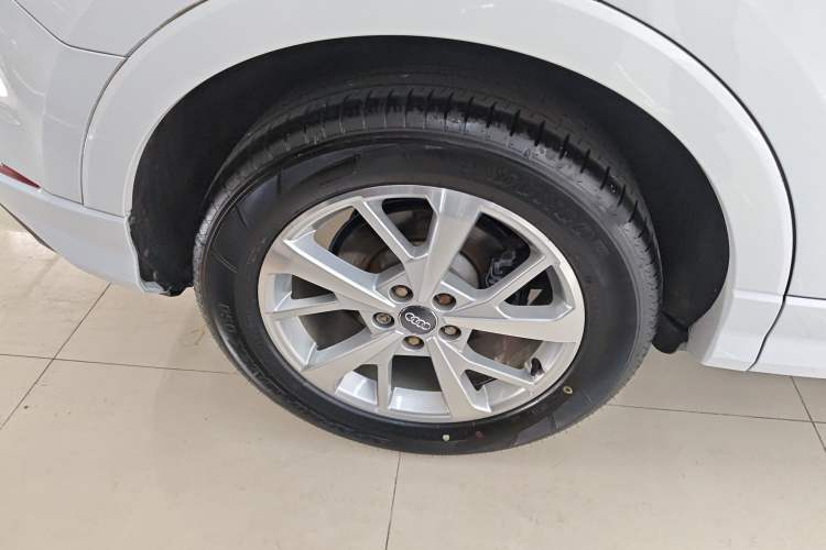 Used Audi Q3 2019 35 TFSI Advanced Dynamic Edition Exterior 5