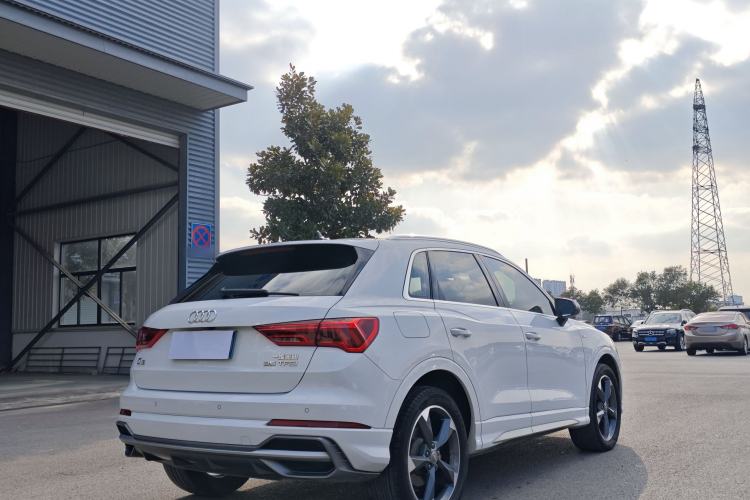 Used Audi Q3 2019 35 TFSI Fashion Dynamic Model Exterior 6