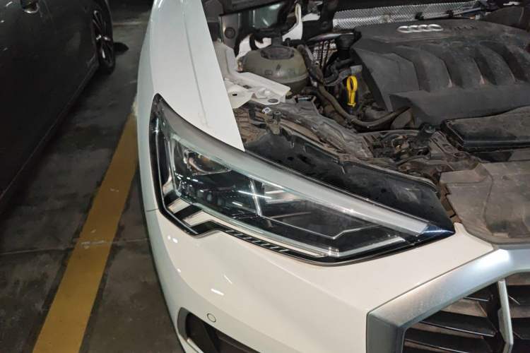 Used Audi Q3 2019 40 TFSI Fashionable and Elegant Model Exterior 6