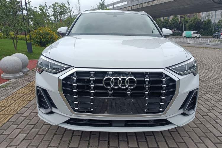 Used Audi Q3 2019 35 TFSI Advanced Dynamic Edition Exterior 9