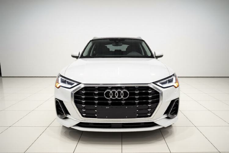 Used Audi Q3 2019 40 TFSI Fashion Dynamic Model Front