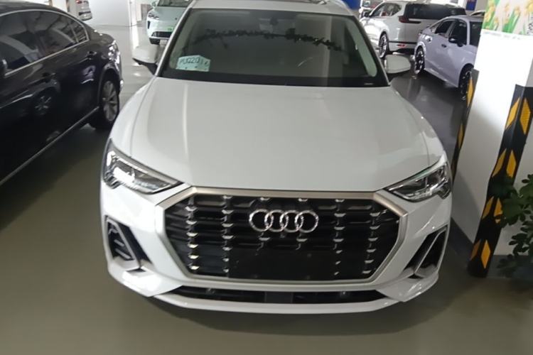 Used Audi Q3 2019 35 TFSI Advanced Dynamic Edition Front
