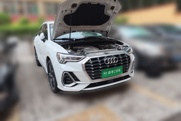 Used Audi Q3 2019 35 TFSI Fashion Dynamic Model Front Right 45 Deg
