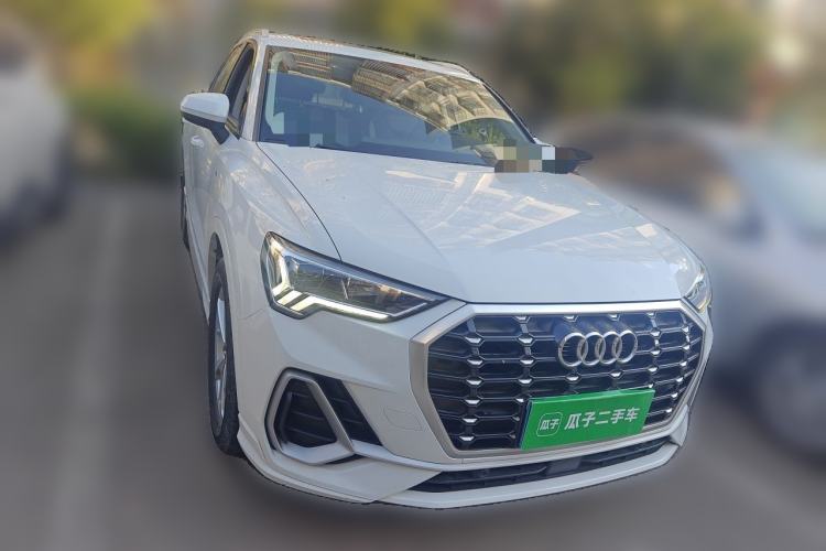 Used Audi Q3 2019 35 TFSI Advanced Dynamic Edition Front Right 45 Deg