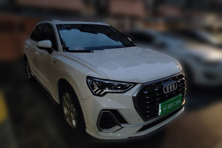 Used Audi Q3 2019 35 TFSI Advanced Dynamic Edition Front Right 45 Deg