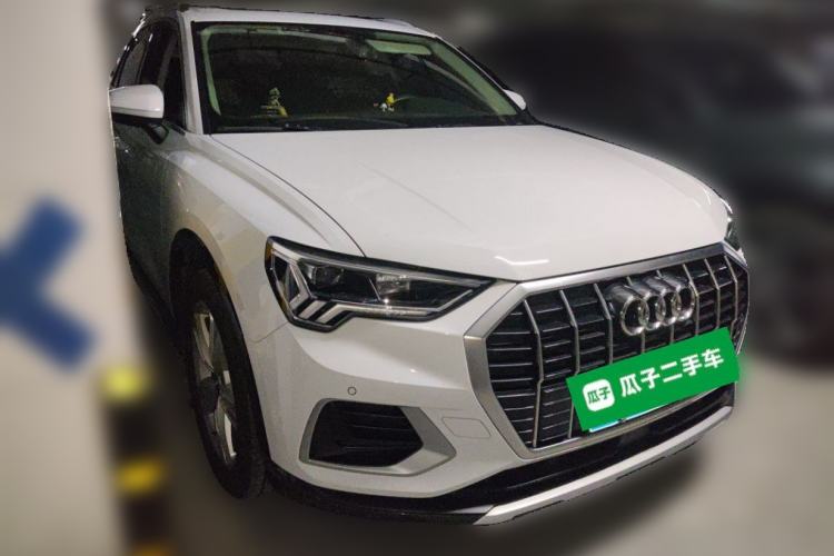 Used Audi Q3 2019 35 TFSI Fashionable and Elegant Model Front Right 45 Deg