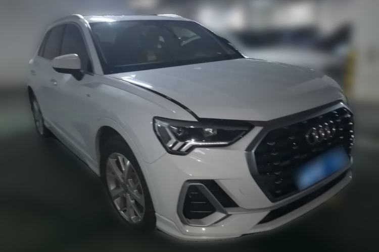 Used Audi Q3 2019 35 TFSI Advanced Dynamic Edition Front Right 45 Deg