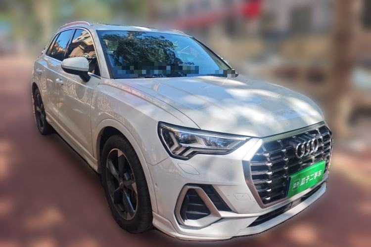 Used Audi Q3 2019 45 TFSI quattro Luxury Dynamic Edition Front Right 45 Deg