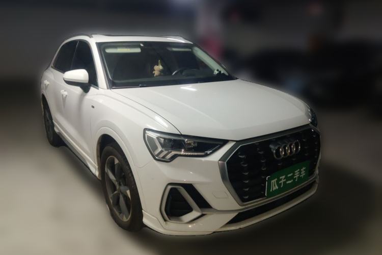 Used Audi Q3 2019 40 TFSI Fashion Dynamic Model Front Right 45 Deg