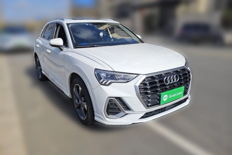 Used Audi Q3 2019 35 TFSI Fashion Dynamic Model Front Right 45 Deg