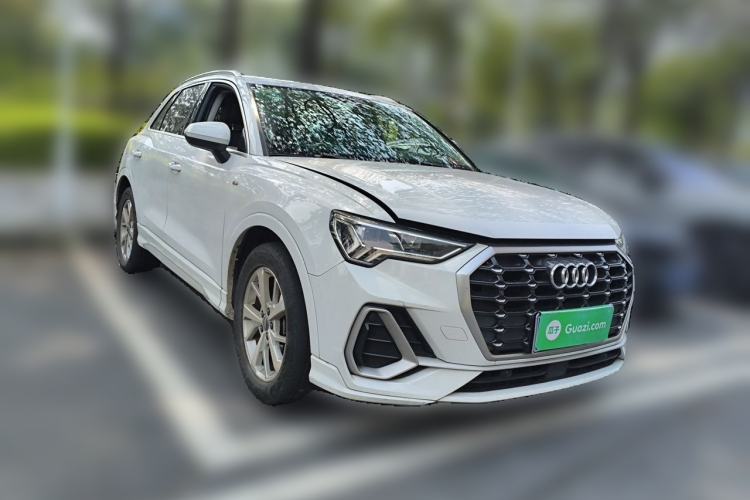 Used Audi Q3 2019 35 TFSI Advanced Dynamic Edition Front Right 45 Deg