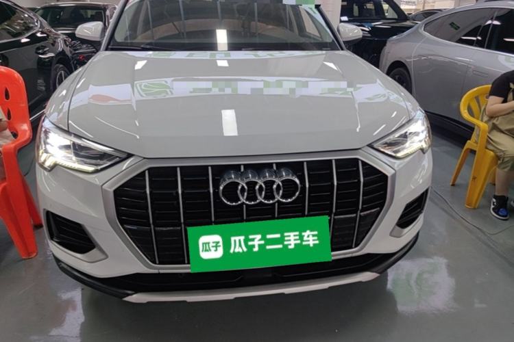 Used Audi Q3 2019 40 TFSI Fashionable and Elegant Model Front